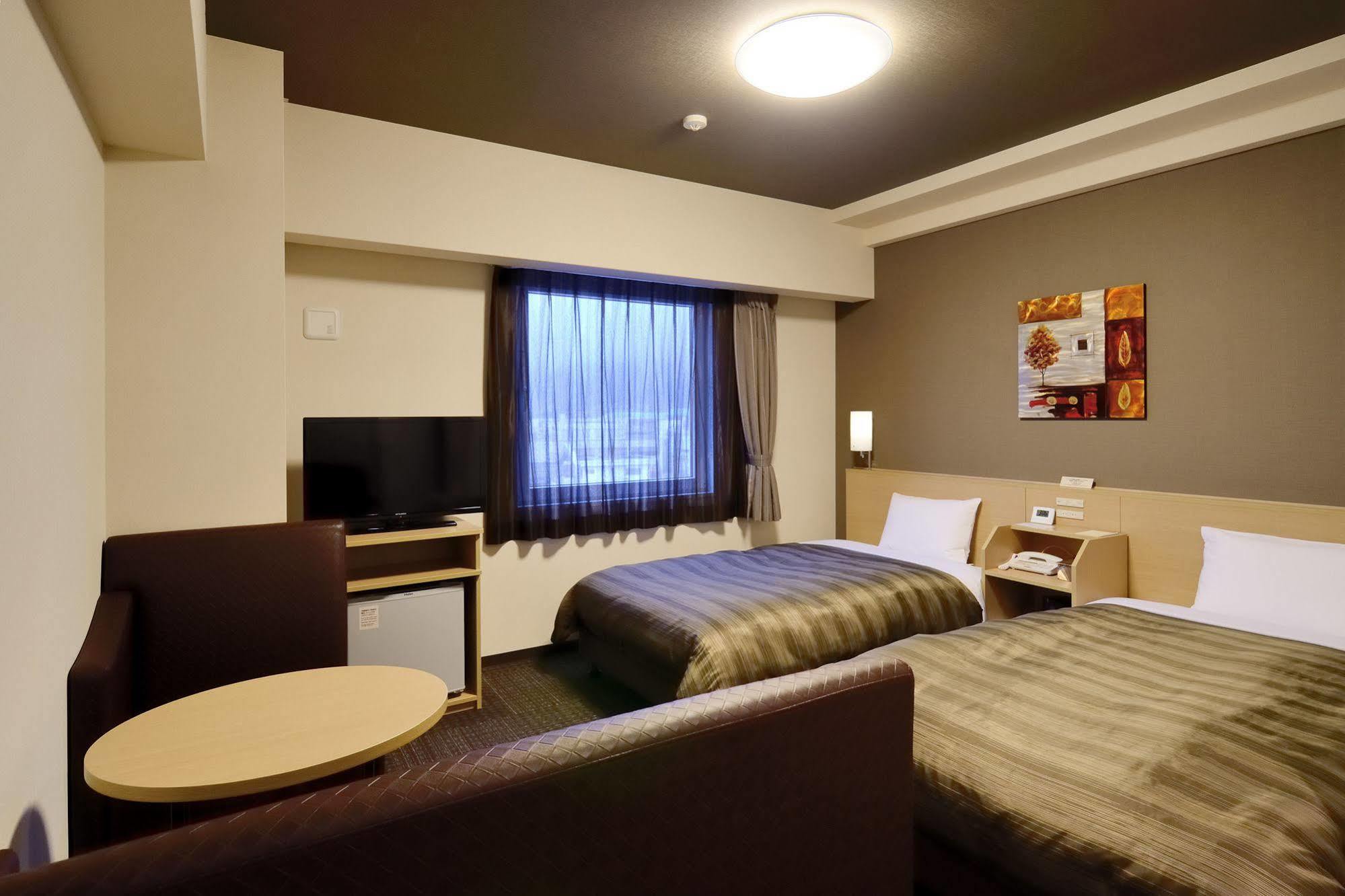 Hotel Route-Inn Hita Ekimae Ngoại thất bức ảnh